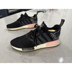 Adidas Originals NMD R1 Women's Size 10 Black Athletic Shoes Sneakers FZ1017